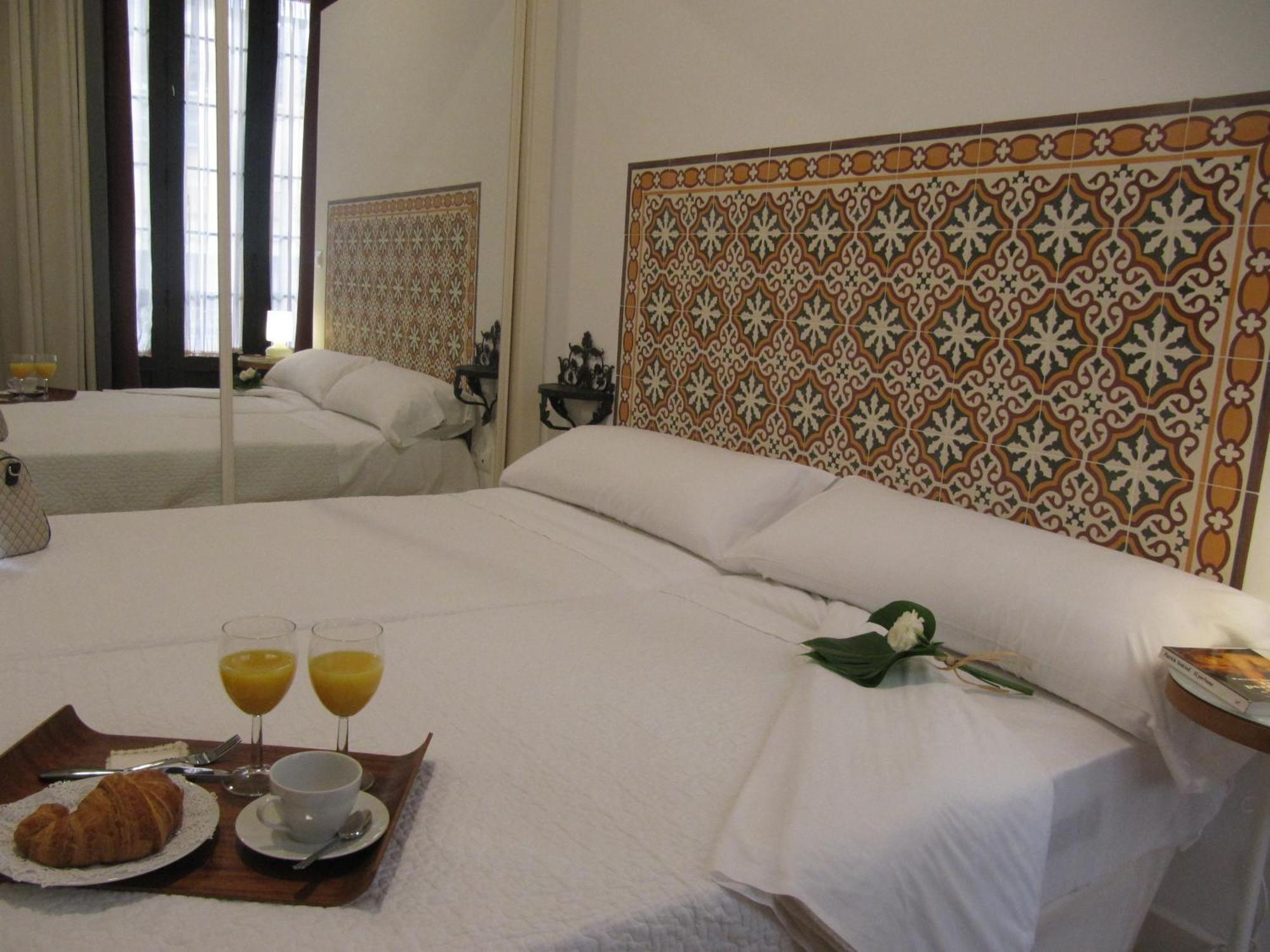 Life Apartments Alberto Lista Севилья Номер фото