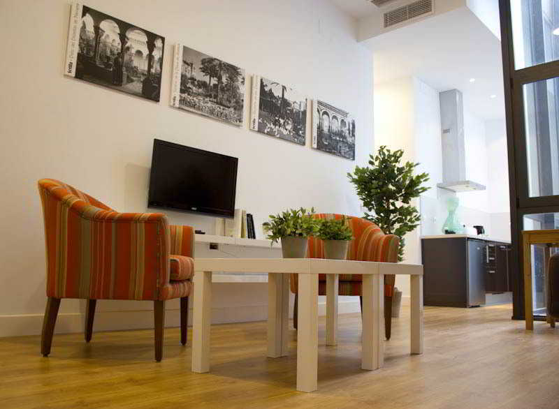 Life Apartments Alberto Lista Севилья Экстерьер фото