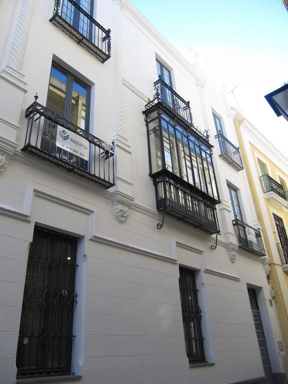 Life Apartments Alberto Lista Севилья Экстерьер фото